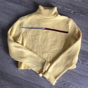 Cropped Tommy Hilfiger Turtleneck Sweater